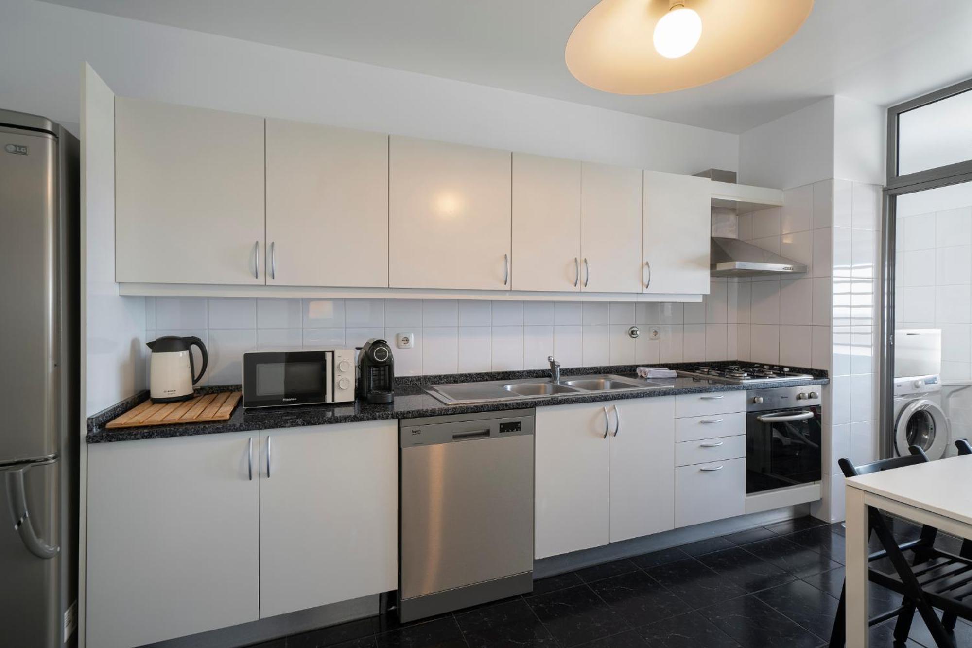 פונשל Apartamento Princesa Dona Amelia By An Island Apart מראה חיצוני תמונה