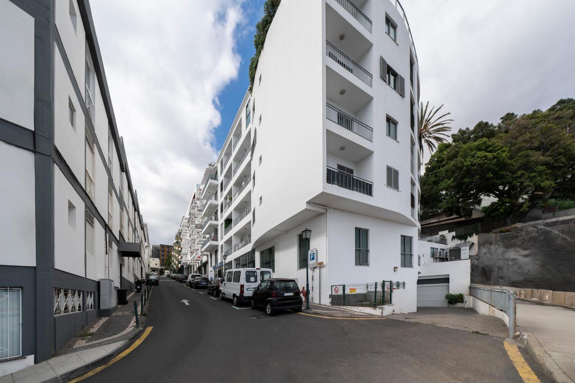 פונשל Apartamento Princesa Dona Amelia By An Island Apart מראה חיצוני תמונה